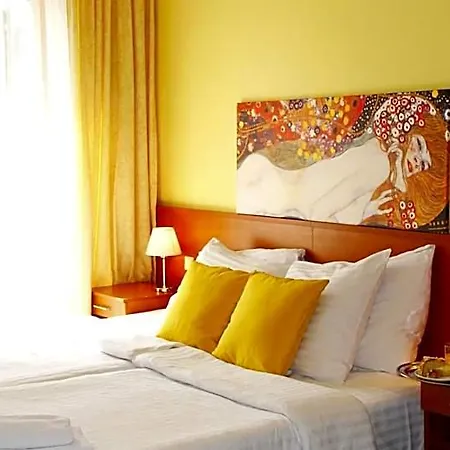 Meritum Otel 3*